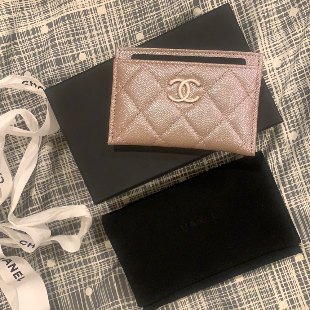 Authentic Chanel iridescent beige pearl cc holder